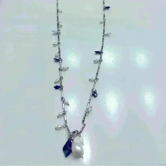 Stella and Dot necklace with beautiful detail. - Picture 3 of 3